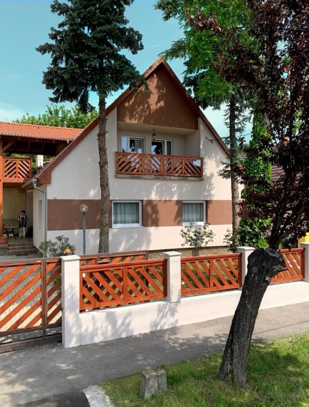 Hanna Apartman Apartment Balatonlelle Luaran gambar